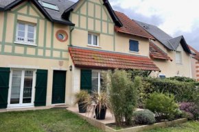 Nice house with garden near the beach